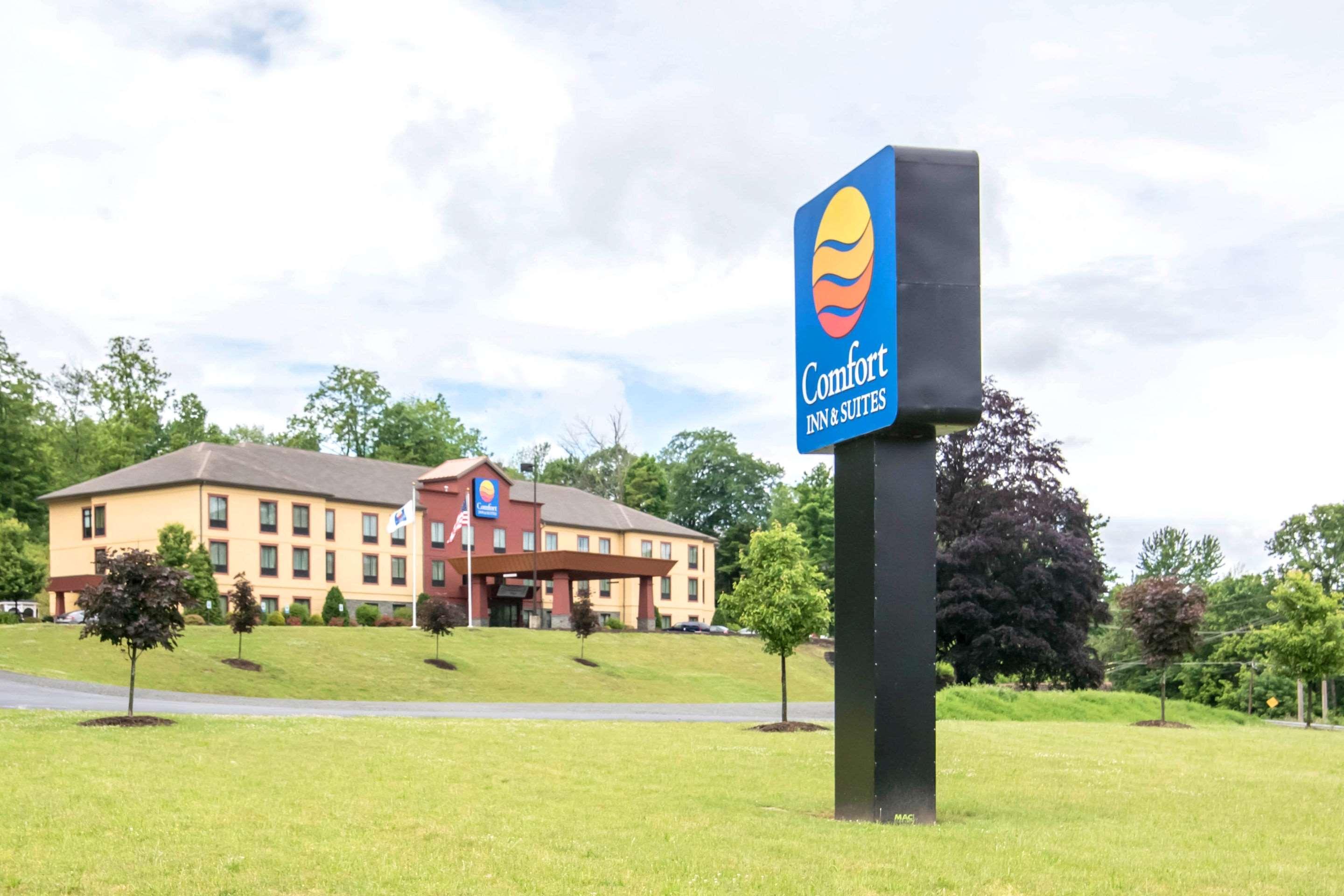 Comfort Inn & Suites Tunkhannock Экстерьер фото
