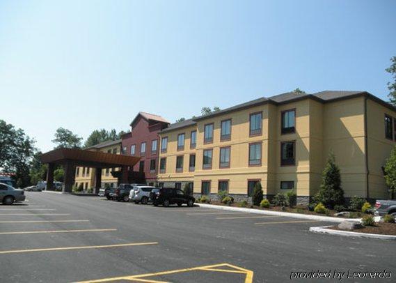 Comfort Inn & Suites Tunkhannock Экстерьер фото